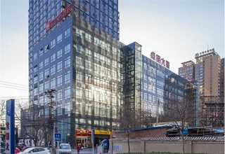 广东多孔式槽式电缆桥架